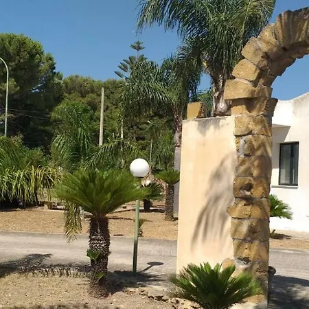 Selinus Guest house *